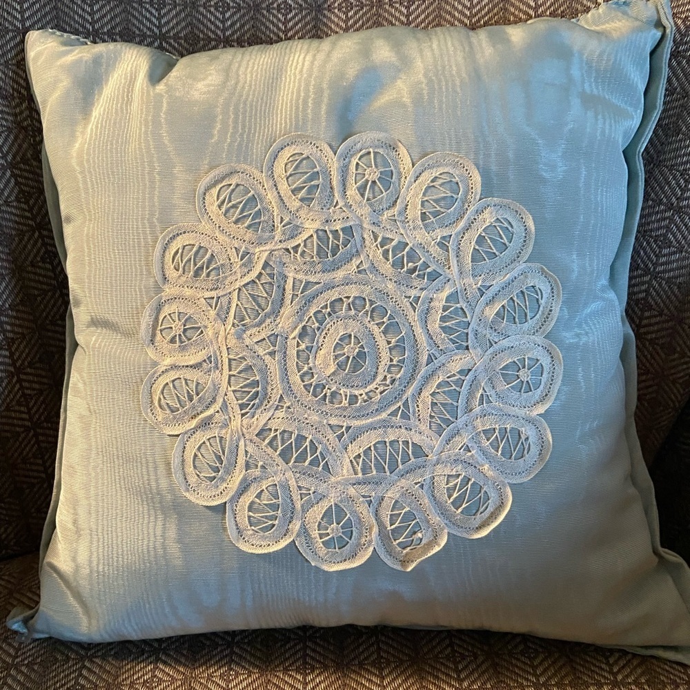 Decorative Throw Pillow Pale Green 14x14”